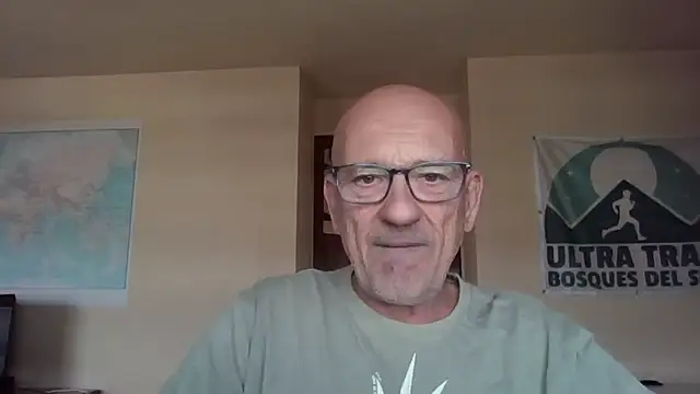 Snapshot of llopaco chatting on September 27, 12:25 pm llopaco online show from September 27, 12:25 pm