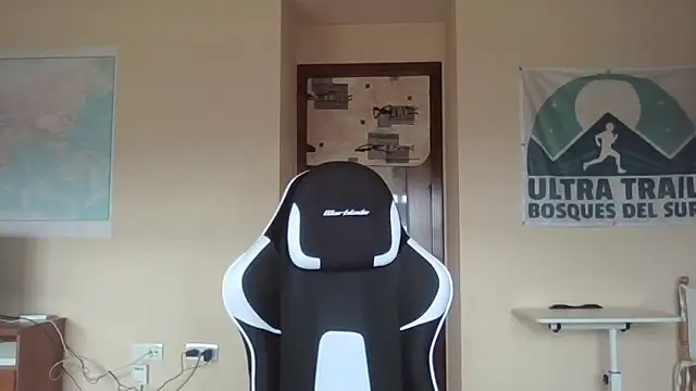 llopaco online show from April 12, 9:55 am