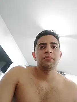 Snapshot of Chesco2001 chatting on October 31, 10:46 pm Chesco2001 online show from October 31, 10:46 pm