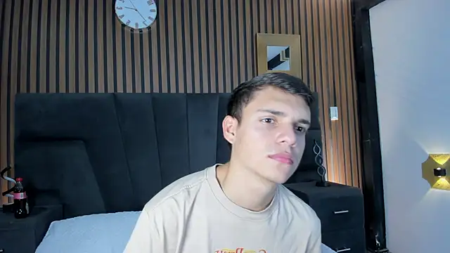 JacobRoberts1 online show from September 21, 8:31 pm