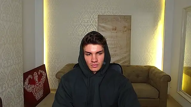 MaxKaiden online show from October 6, 7:02 am