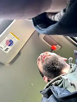 QueenM3 online show from October 27, 3:03 pm