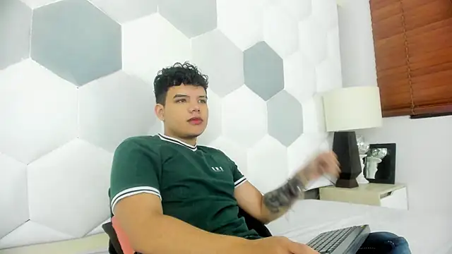 Axel Forte online show from April 1, 2:14 pm