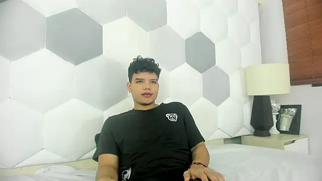 Axel Forte online show from April 4, 2:03 pm