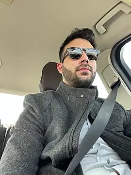 YJeromZCoxk online show from March 22, 7:47 am