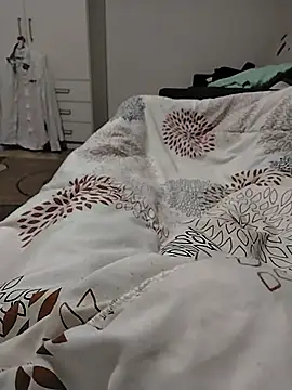 iurinicola online show from November 11, 10:48 pm