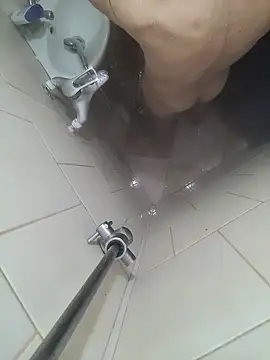 Nike-reactor online show from December 22, 1:03 am