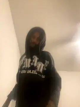 datlongone online show from December 5, 12:07 am