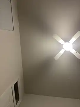 datlongone online show from November 30, 10:50 am