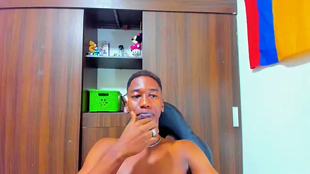 Dreamastercum  online show from March 15, 4:09 am