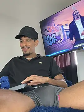 Miguel bigcock online show from June 6, 9:21 pm