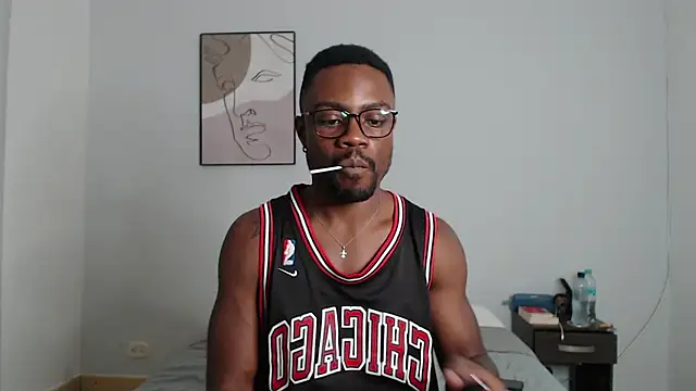 Guydann  online show from March 16, 2:10 am