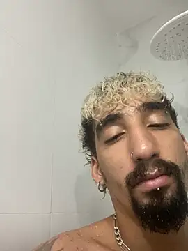 MrPickles696 online show from March 11, 2:21 am