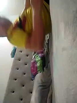 Snapshot of Andy-rtg chatting on September 10, 12:53 am Andy-rtg online show from September 10, 12:53 am