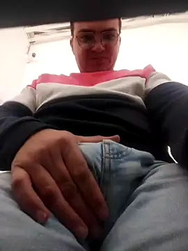 Snapshot of Andy-rtg chatting on October 11, 4:22 pm Andy-rtg online show from October 11, 4:22 pm