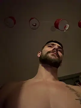 Hugo34bg online show from December 16, 3:02 am