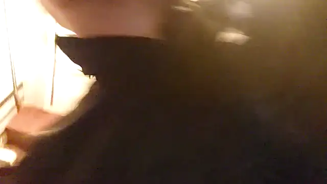 Snapshot of LKC94 chatting on October 6, 12:48 am LKC94 online show from October 6, 12:48 am