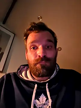 Snapshot of LKC94 chatting on October 24, 11:39 pm LKC94 online show from October 24, 11:39 pm