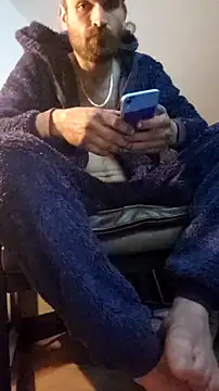 Snapshot of LKC94 chatting on October 12, 4:50 am LKC94 online show from October 12, 4:50 am