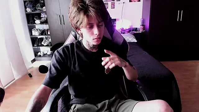 xIce Boy online show from February 18, 3:31 pm