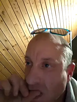 svenpfeifer online show from March 20, 2:29 am