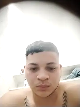 Snapshot of juan_montoyasex chatting on March 22, 9:02 am juan montoyasex online show from March 22, 9:02 am