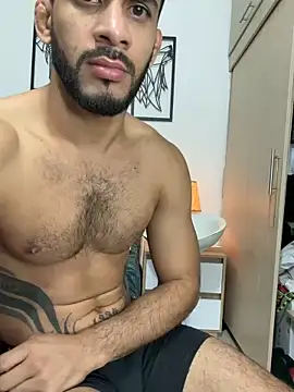 Maximiliano ford online show from June 3, 10:39 am