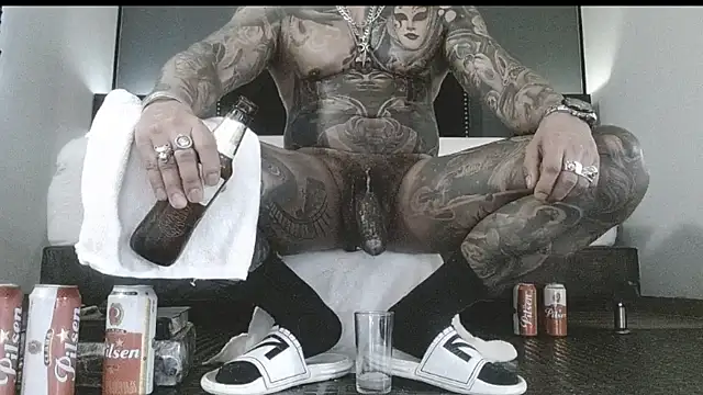 danilog515 online show from October 27, 9:17 pm