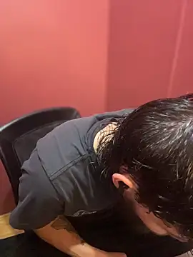 bwcizThrobbing online show from November 4, 9:32 am