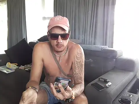 TAIZ69WORLD online show from October 24, 11:06 pm