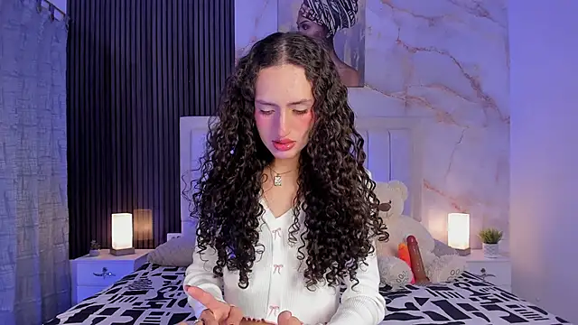 peachandtyron  online show from October 2, 3:21 am