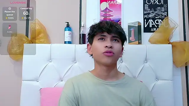 Ethan Westt online show from December 16, 9:33 pm