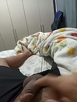 JovanRJ online show from September 18, 1:35 pm