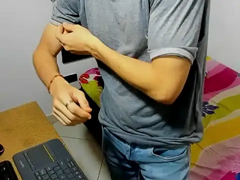 kevinkewman online show from October 17, 1:37 pm