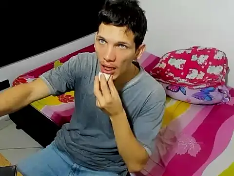 kevinkewman online show from October 18, 1:38 pm