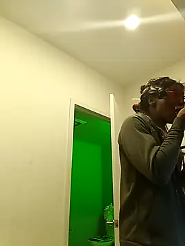 ItsBarbieBitcxxxx69 online show from March 6, 3:47 am