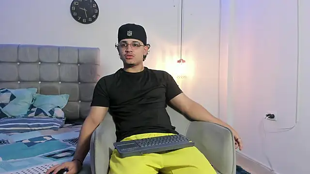 samxx muscle online show from November 6, 2:20 pm