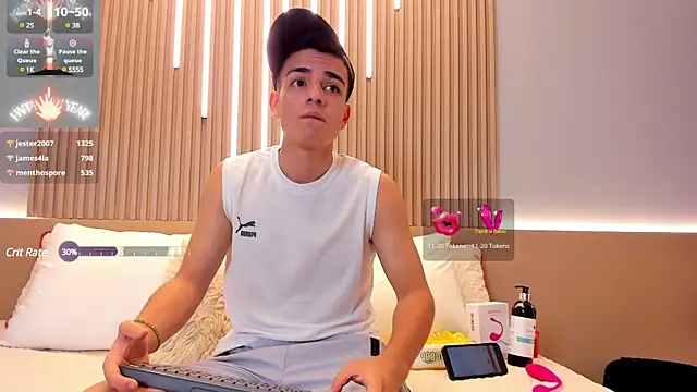 Hotboy21  online show from March 20, 1:26 pm