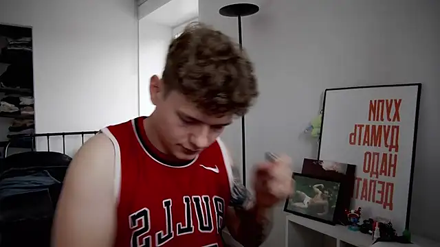 DanyDavis online show from September 25, 8:24 am