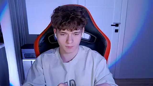 DanyDavis online show from January 12, 7:29 pm