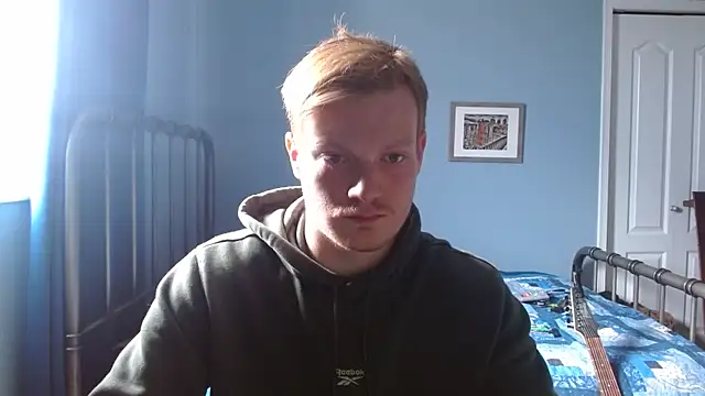 lustylyndon online show from April 3, 4:04 pm