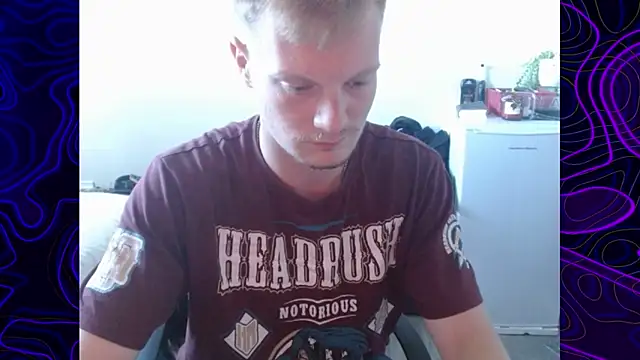 lustylyndon online show from September 22, 5:56 pm