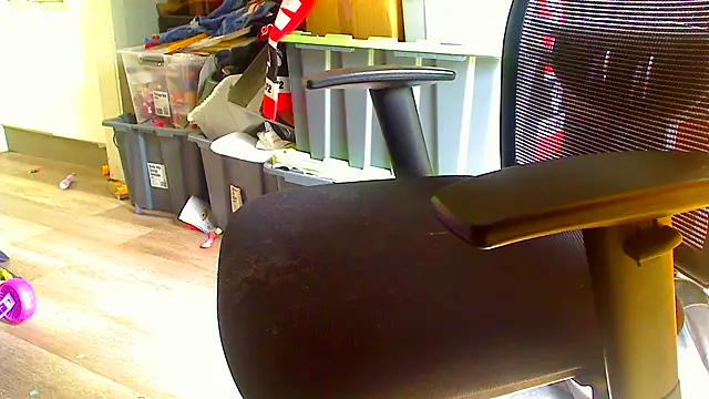 latexsub75 online show from March 3, 3:36 am