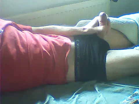 Snapshot of rimbaud77 chatting on October 21, 9:12 am rimbaud77 online show from October 21, 9:12 am