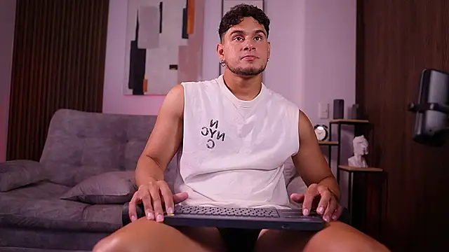 DaviesBrown online show from February 1, 8:51 pm