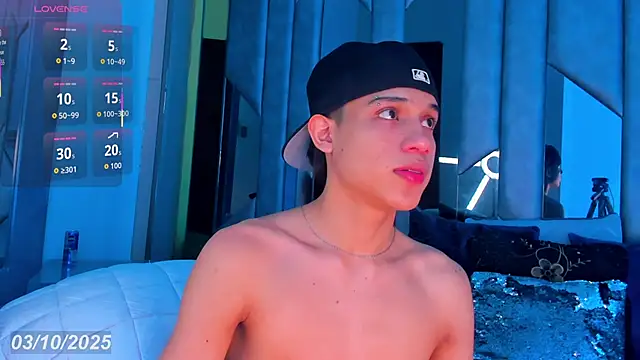 Sebax Young online show from October 4, 4:39 am