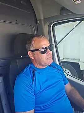 cubanitofeliz40 online show from July 22, 6:33 pm