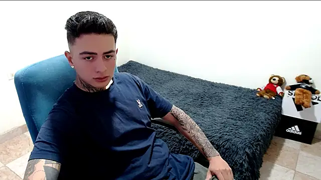 santii ss online show from October 26, 4:42 pm