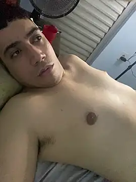 Paulo199117 online show from July 13, 10:00 pm