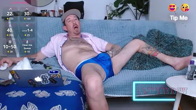 alloallo420 online show from September 19, 6:14 am